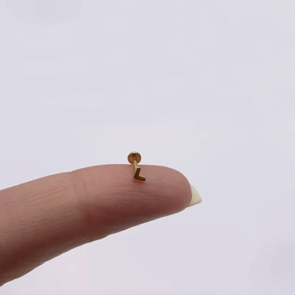Luxe Line Mini Zircon Stud – A Spark of Modern Minimalism